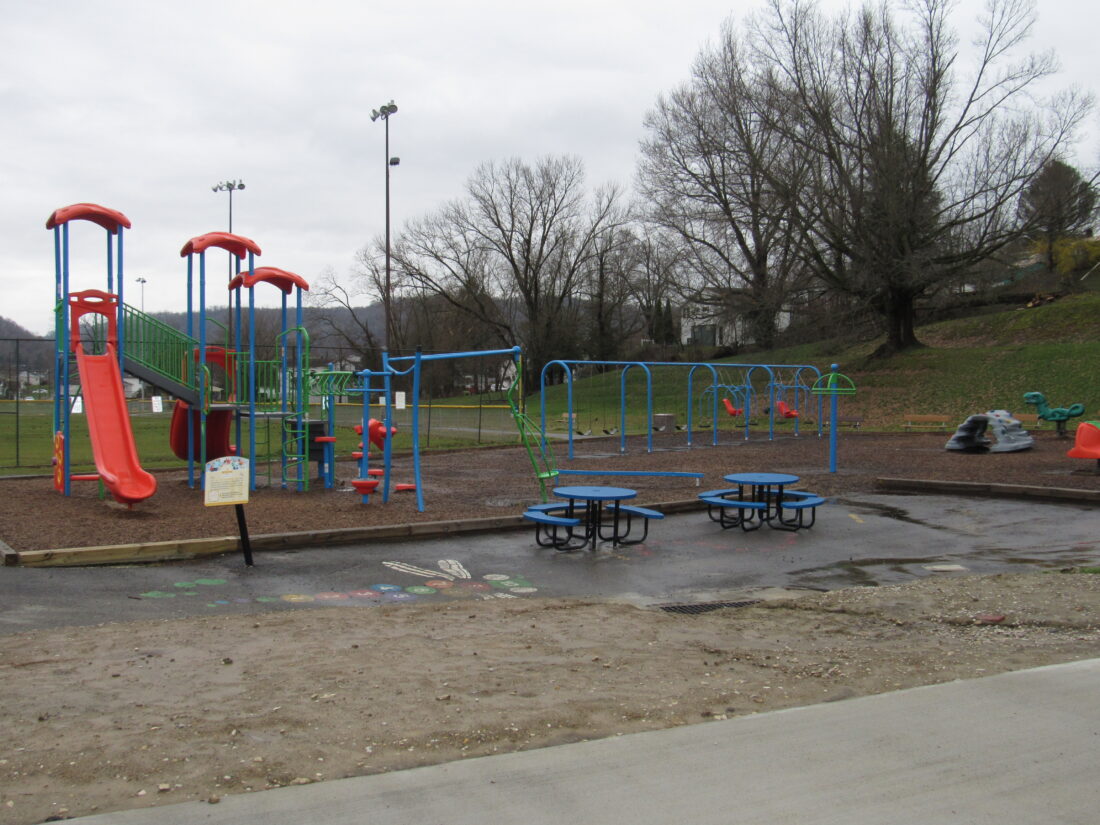 Four Seasons Pool in Moundsville Reopens Following Repainting News, Sports, Jobs The